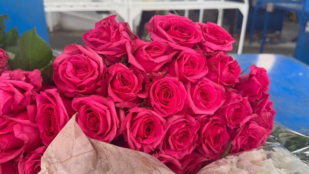 Yalova'da Anneler Günü öncesi çiçek mezatında yoğunluk