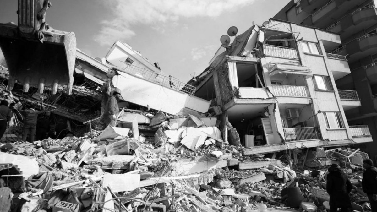 Depremde 130 kişiye mezar olan Çuhadar Sitesi davasında karar!