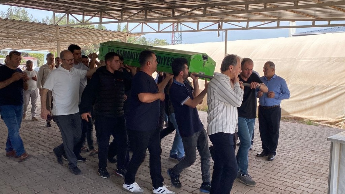 Osmaniye'de öldürülen Fatma Yılmaz toprağa verildi