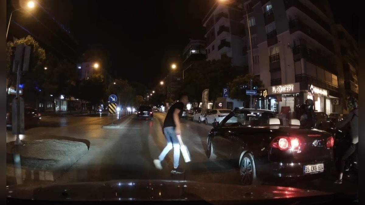 İzmir Karşıyaka'da trafikte döner bıçaklı kavga