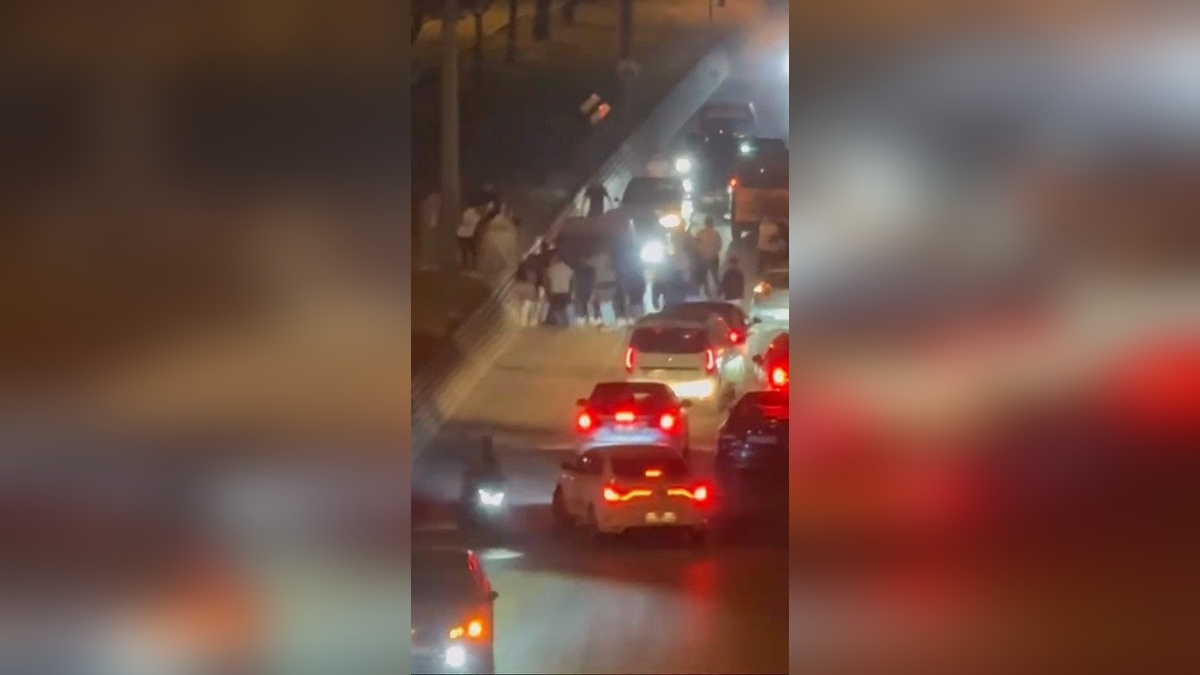 İnegöl'de asker konvoyunda kavga: O anlar kamerada