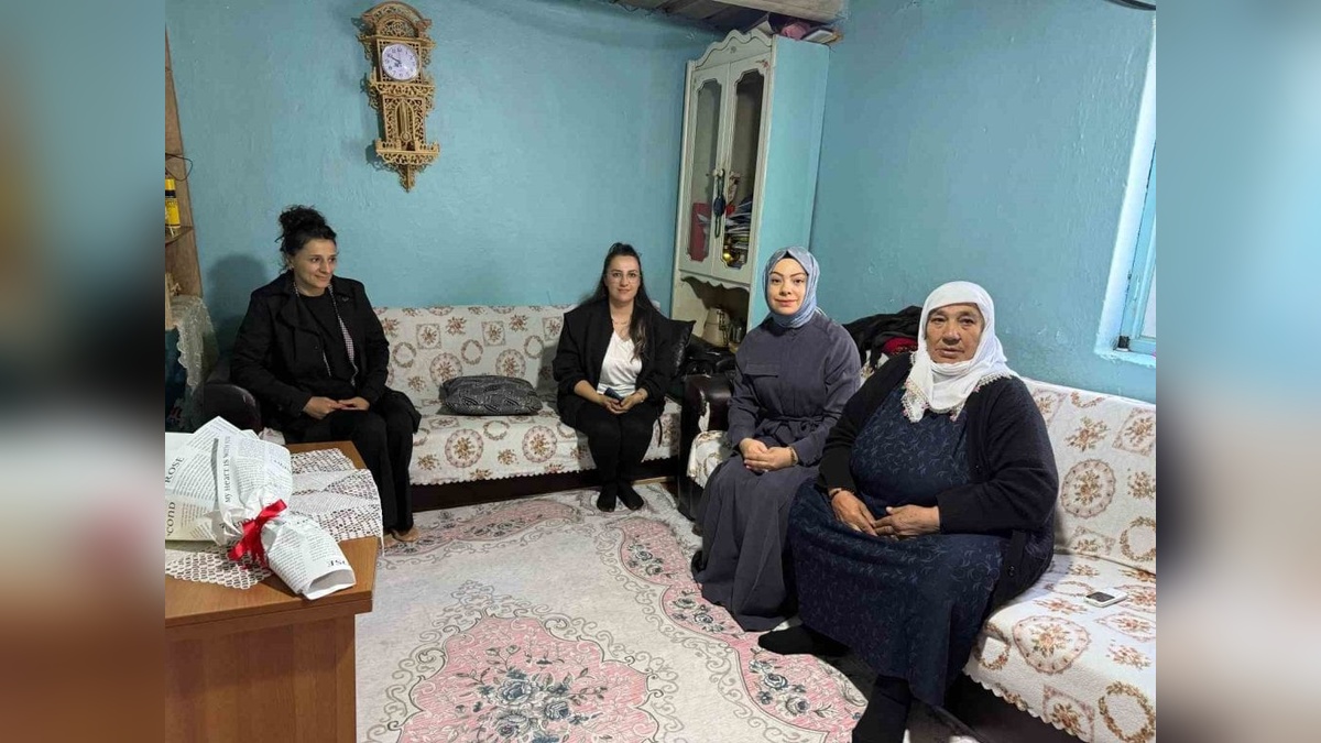 Sarıkamış Kaymakamı Aslantatar'ın eşi: Şehit anneleri ile bir araya geldi