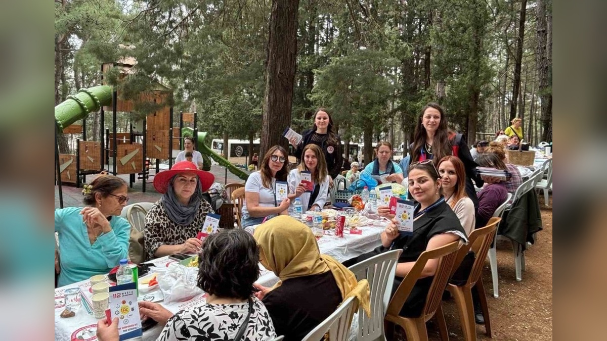 Muğla'da piknikte kadına şiddetle mücadele farkındalığı