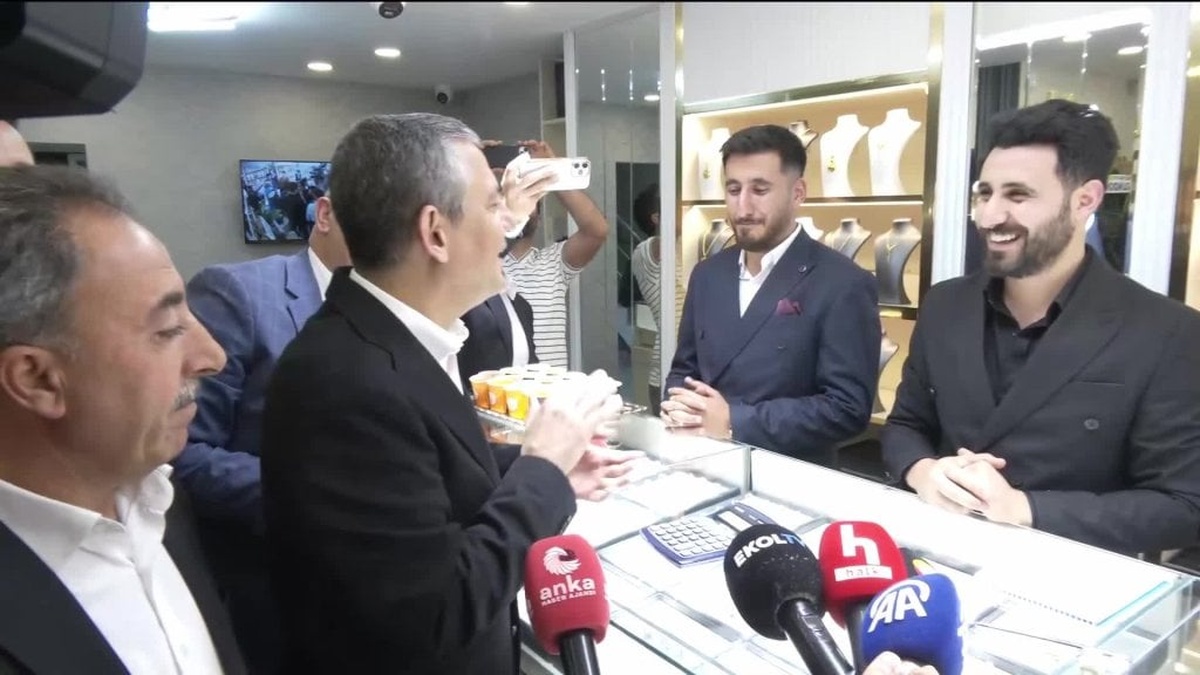 CHP Lideri Özel: Emekliler, AK Parti döneminde 5,5 çeyrek altın kaybetti