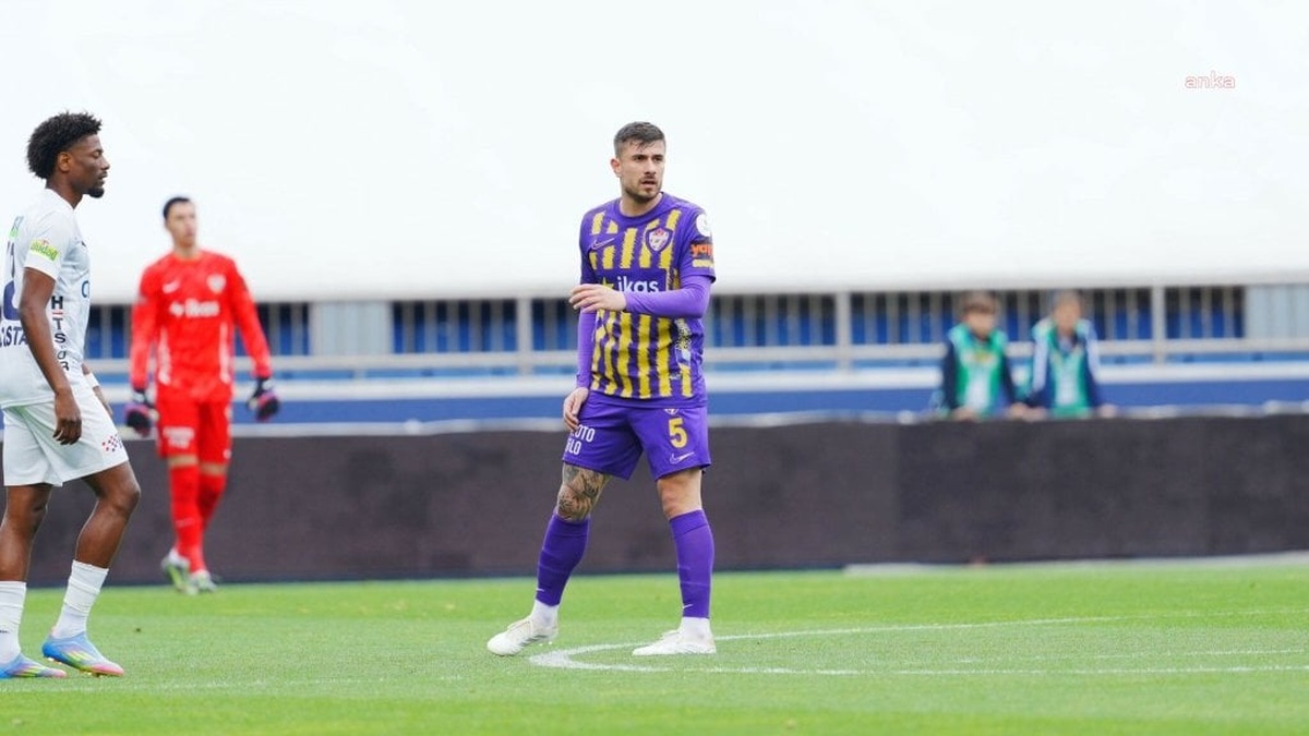 Kasımpaşa, Eyüpspor'u deplasmanda 3-0 mağlup etti