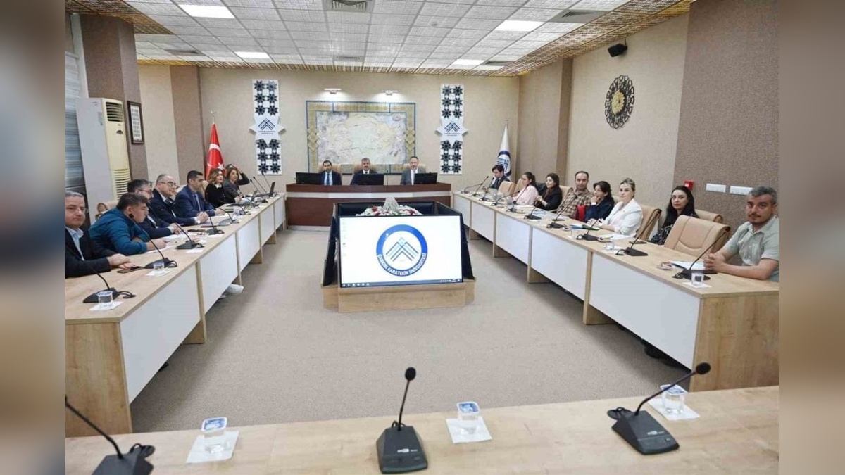 Çankırı Karatekin Üniversitesi'nde sektörel tuz toplantısı: Avrupa'yla yeni işbirlikleri planlanıyor