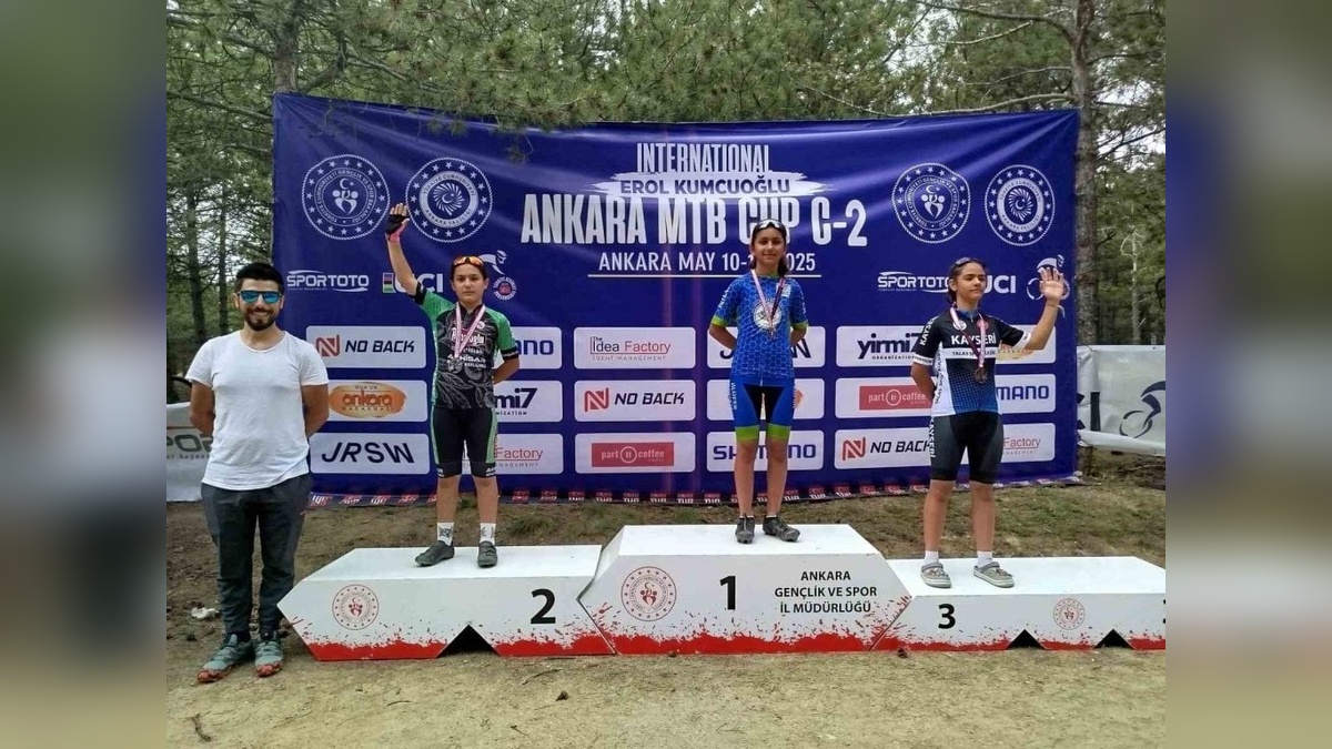 Akhisarlı bisikletçiler Ankara MTB CUP'ta kürsüde yer aldı