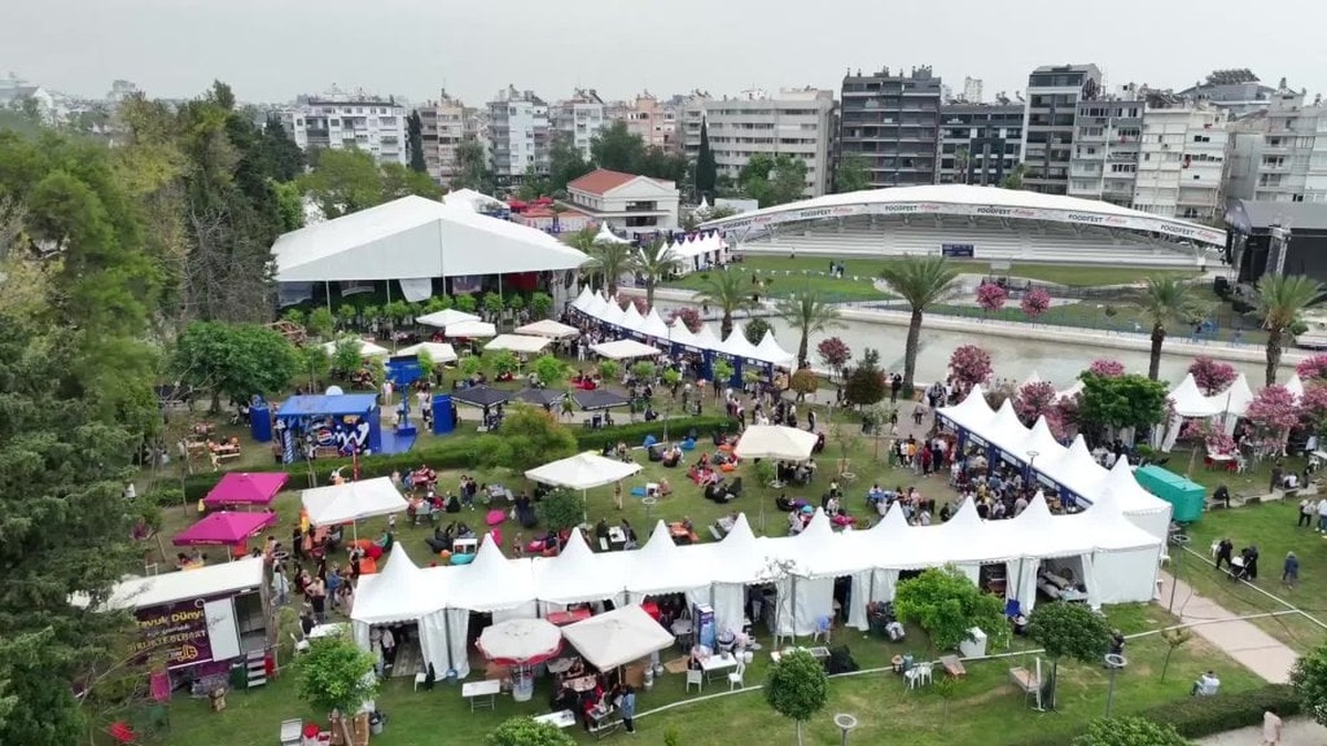 Antalya Büyükşehir Belediye Başkanı Böcek: Gastronomi festivalini marka haline getireceğiz