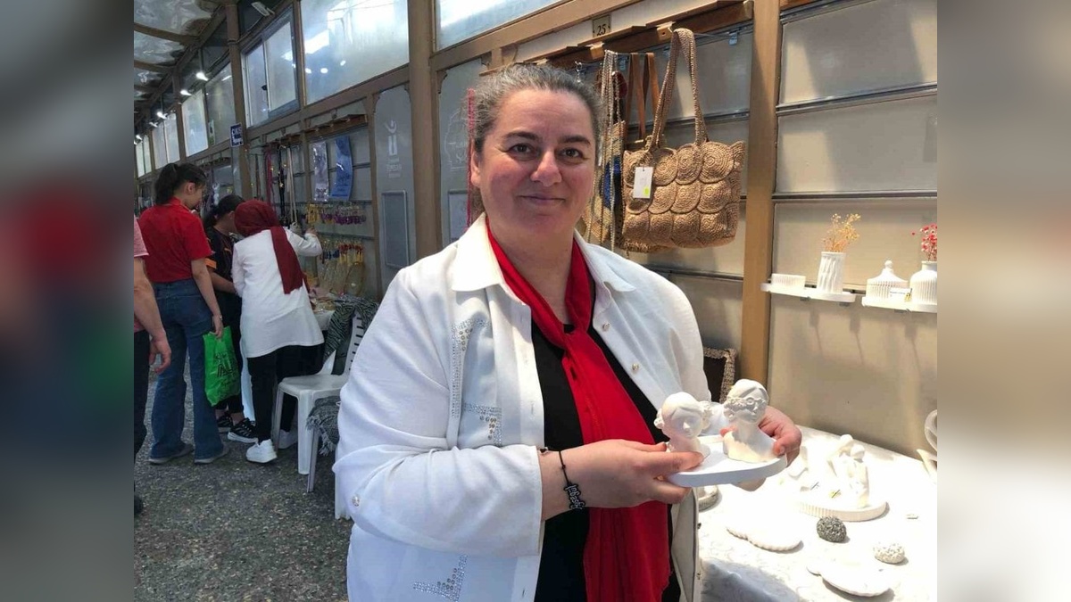 Eskişehir'de Anneler Günü coşkusu: 40 anne el emeği ürünlerini sergiledi