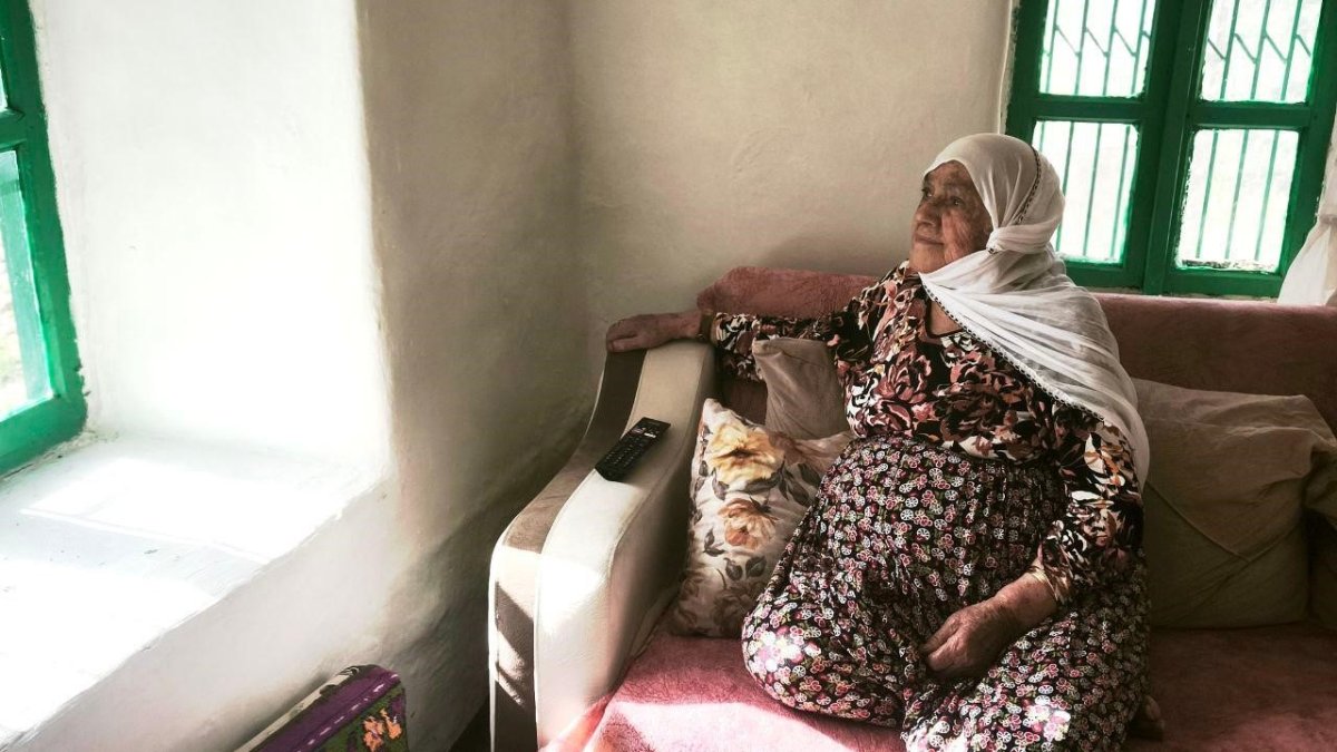 Tunceli'de 85 yaşındaki kadının bahçesine 'servet' yağdı