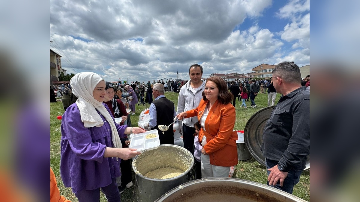 Ergene'de keşkek şenliği: 12 ton keşkek tüketildi