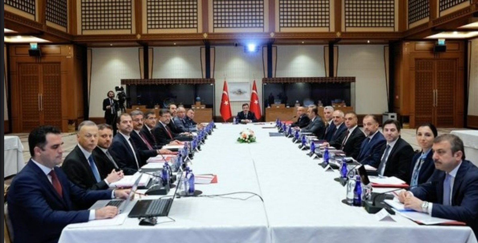 Enflasyonla mücadele kararlılıkla sürecek