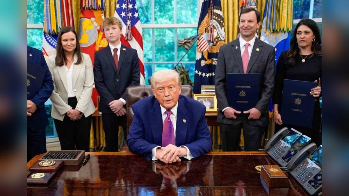 Trump'tan Putin'in Türkiye teklifine yorum: Ateşkes istemiyor, savaşa son vermek istiyor