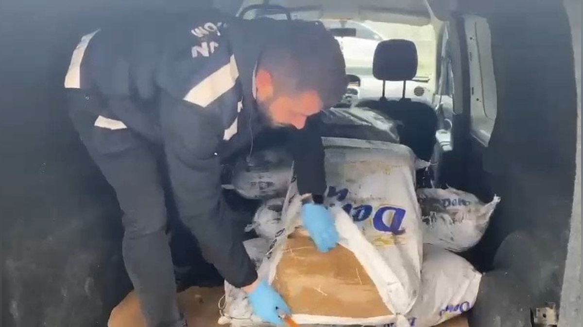 Samsun'da 145 kilo kaçak tütün ele geçirildi