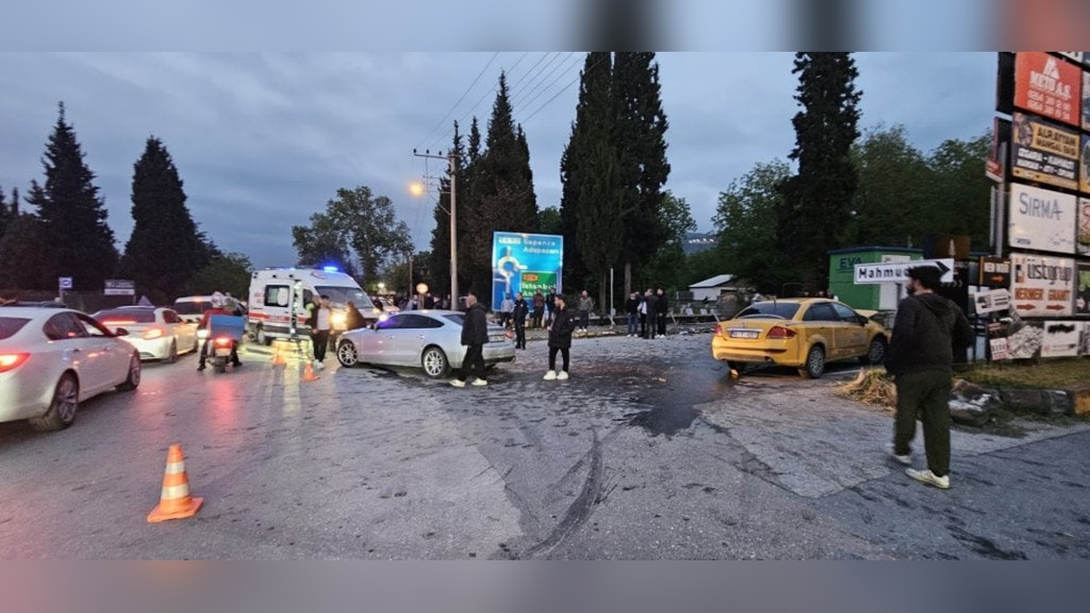 Sapanca'da trafik kazası: 6 yaralı