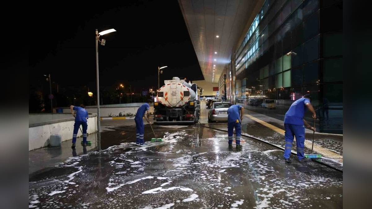 Aydın Büyükşehir Belediyesi: Kent genelinde kapsamlı temizlik çalışmaları sürüyor