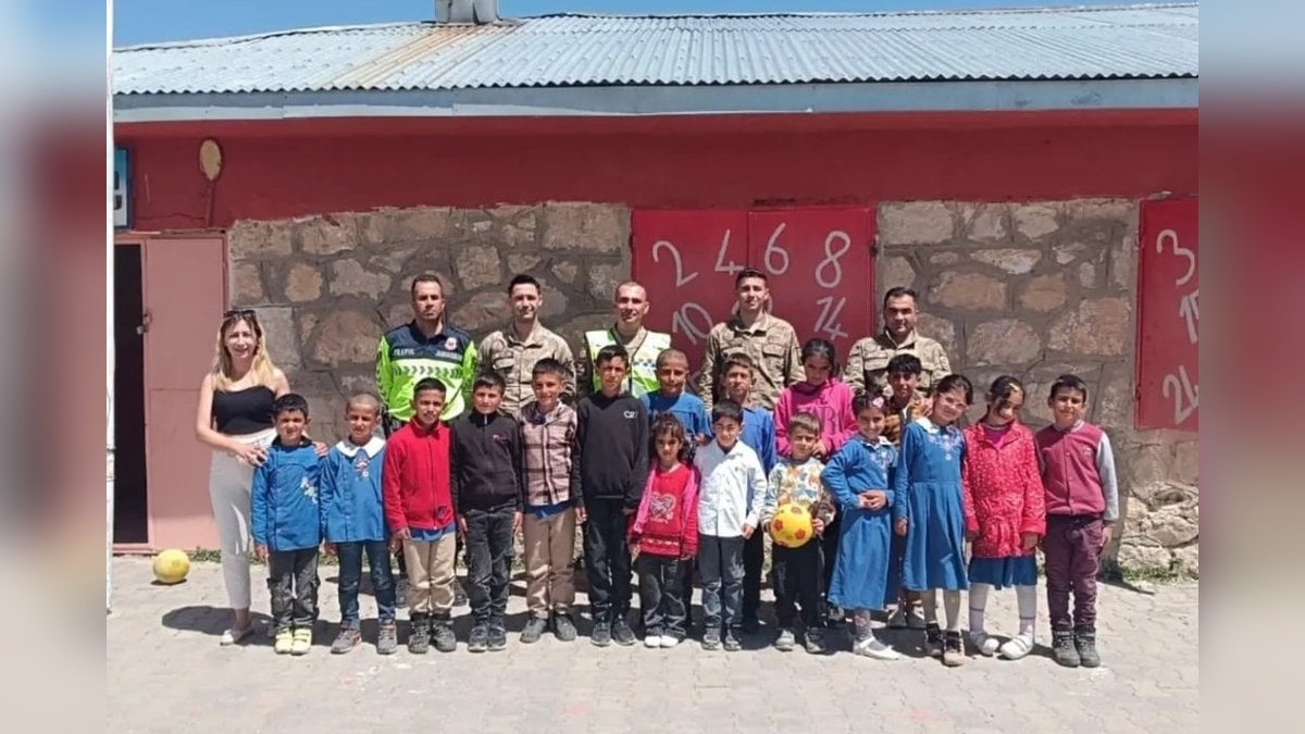 Diyadin'de öğrencilere güvenlik semineri verildi