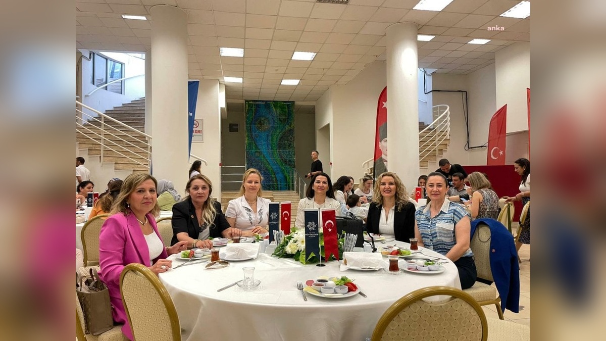 Aydın Büyükşehir Belediyesi Anneler Günü'nü coşkuyla kutladı: Annelere özel etkinlikler ve hediyeler