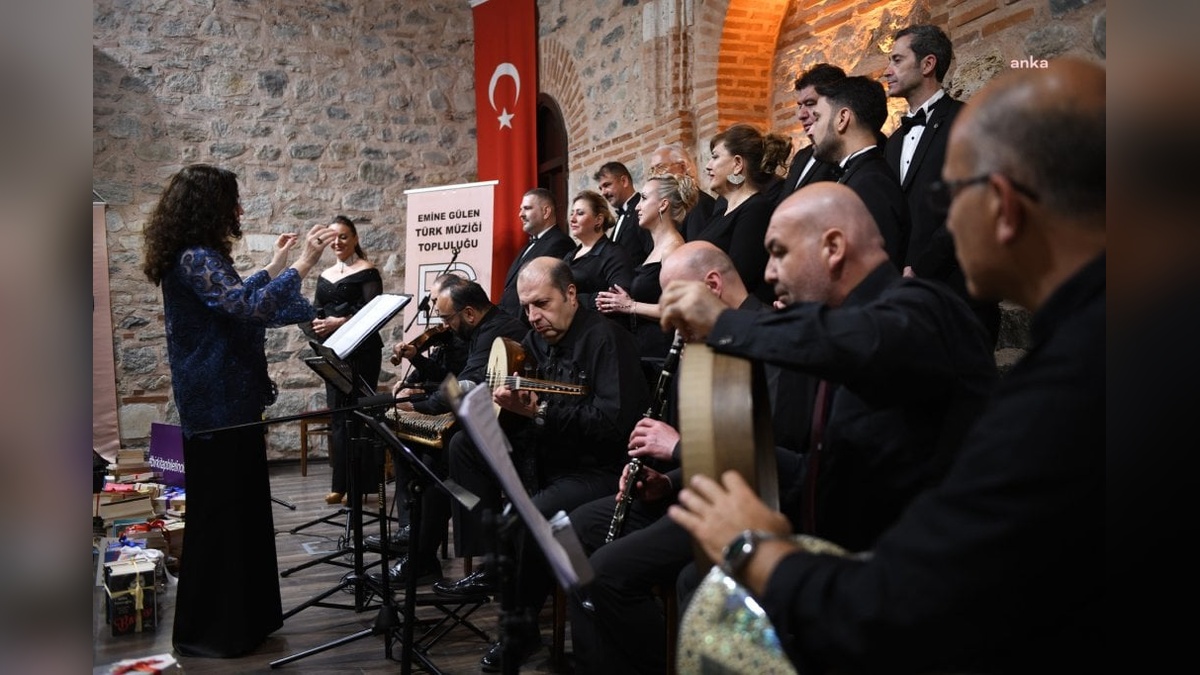 Osmangazi Belediyesi'nden anneler günü konseri