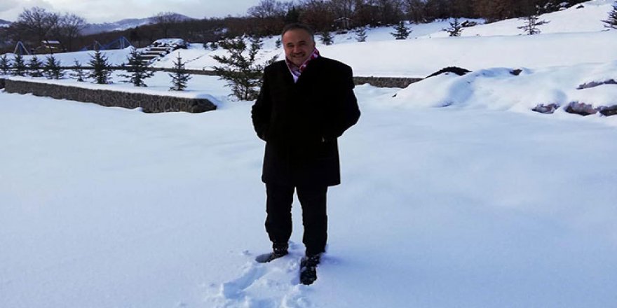 Simav buz kesti; göletler dondu