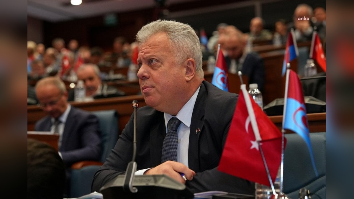 Zorlu'dan Başkan Genç'e: Bakanlık projelerini sahipleniyorsunuz