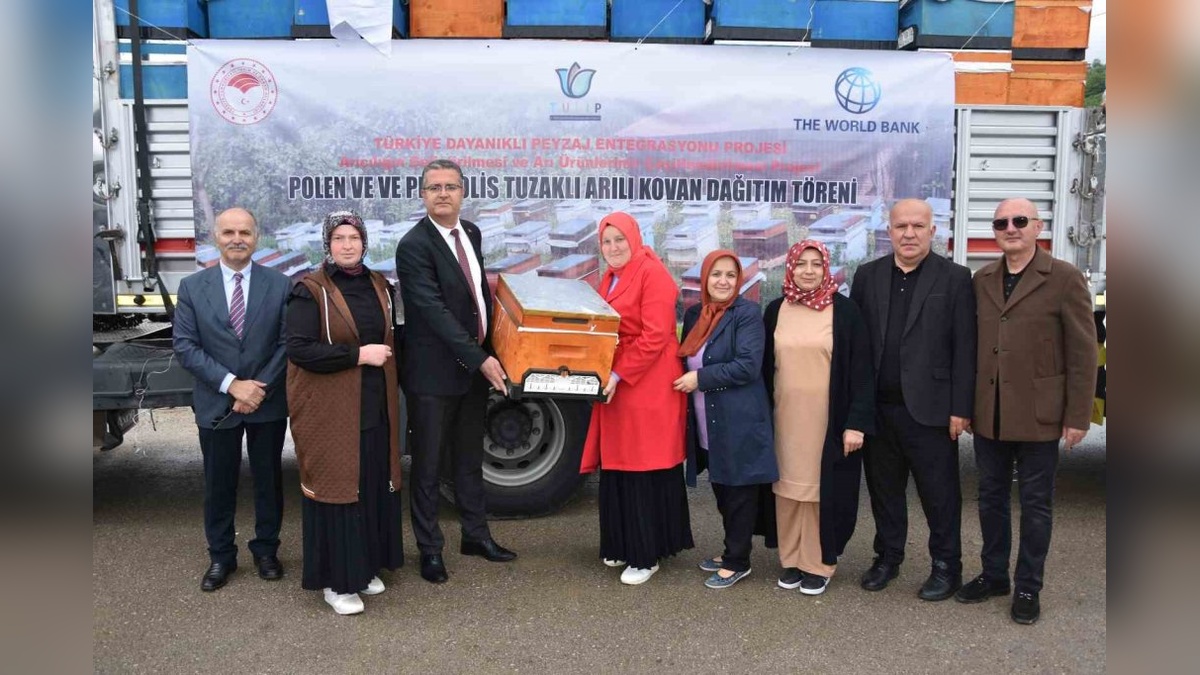Ordu'da arıcılık sektörüne destek: 2 bin 400 adet arılı kovan dağıtıldı