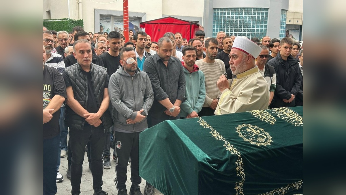 Edremit'te Kaza Kurbanı Onur Yavaş Son Yolculuğuna Uğurlandı