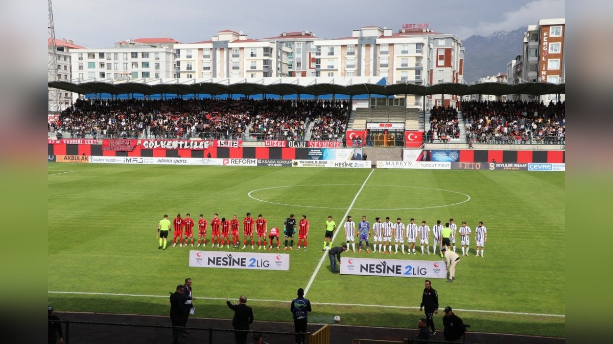 Vanspor ile 68 Aksarayspor Play-Off'ta berabere kaldı