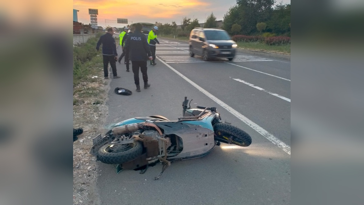 Keşan'da TIR'a arkadan çarpan motosiklet sürücüsü ağır yaralandı