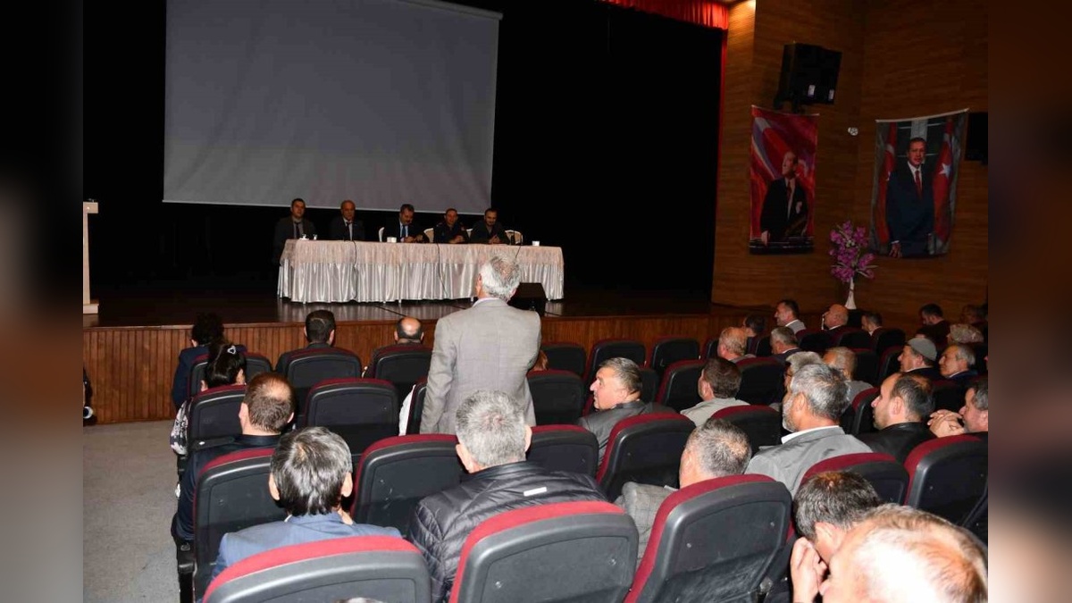 Vezirköprü'de muhtarlara bilgilendirme semineri düzenlendi