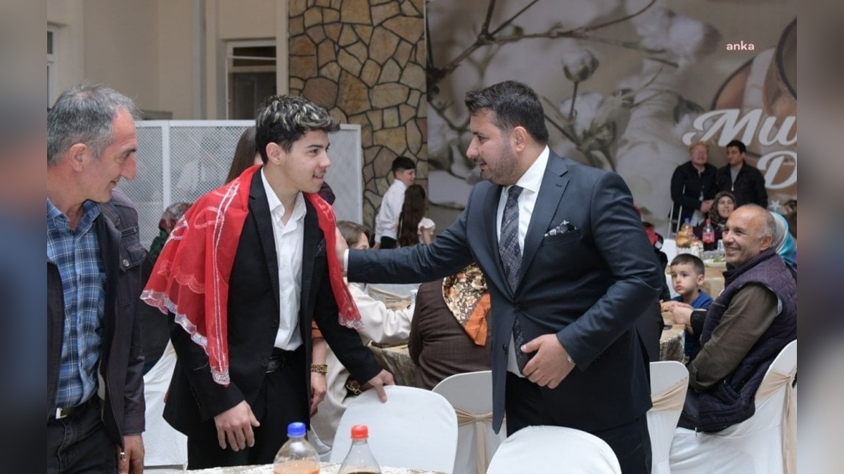 Kahramankazan Belediyesi, engelli gençler için askerlik kınası düzenledi: 'En büyük asker bizim asker'