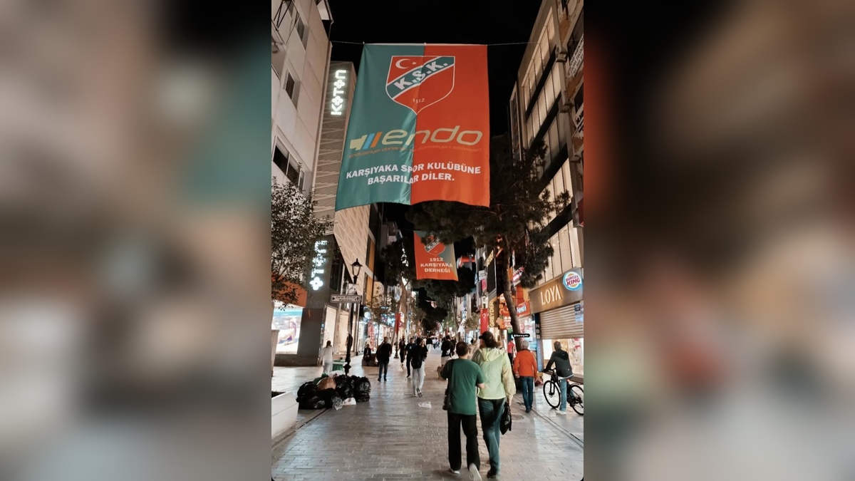 Karşıyaka'da Play-Off heyecanı: Bayraksız balkon kalmasın
