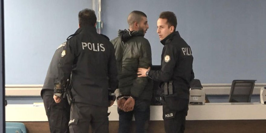Gezi Parkı'nda polislere bıçakla saldırdı: 2 polis yaralandı