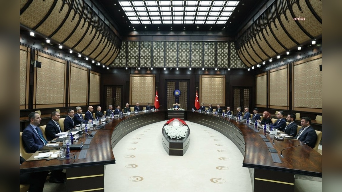 Savunma Sanayii İcra Komitesi toplandı: Kritik projeler görüşüldü