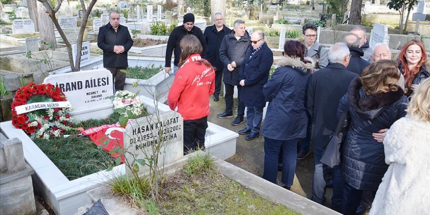 Mehmet Ali Birand mezarı başında anıldı