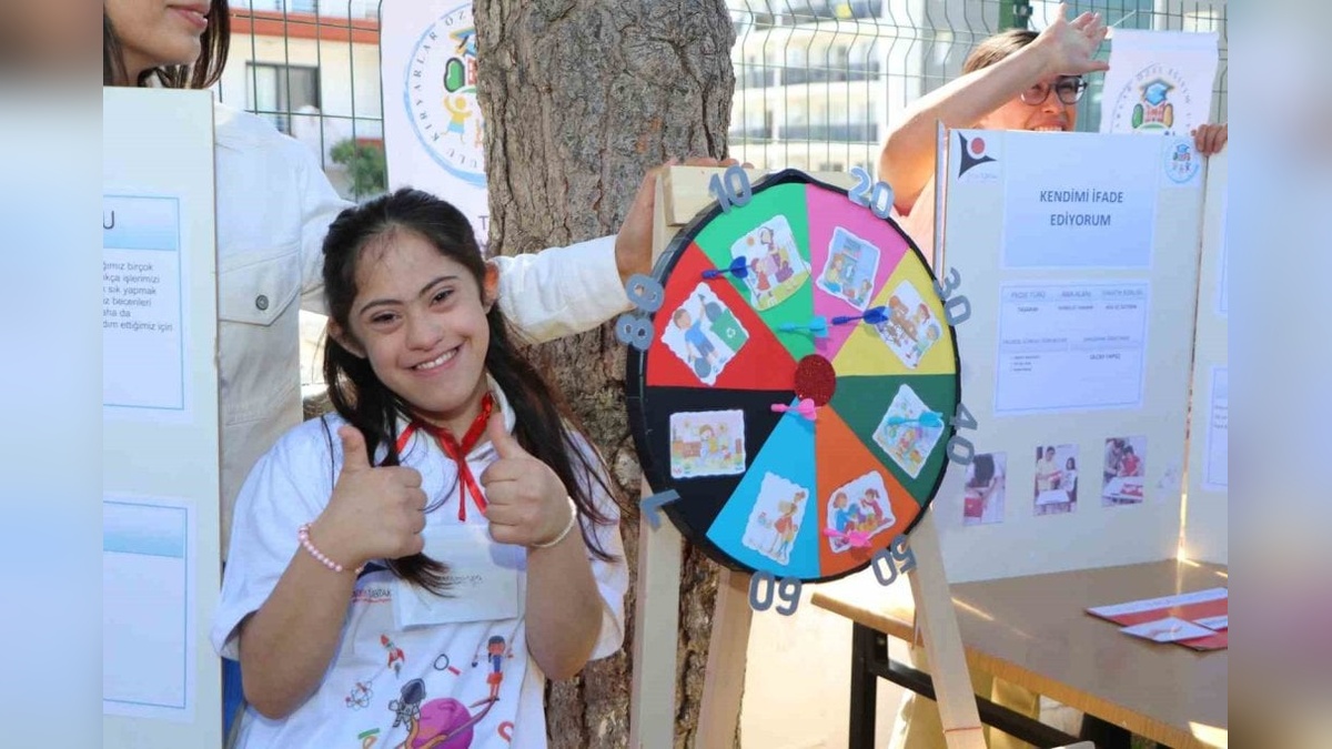 Söke'de özel öğrenciler bilim fuarında yeteneklerini sergiledi