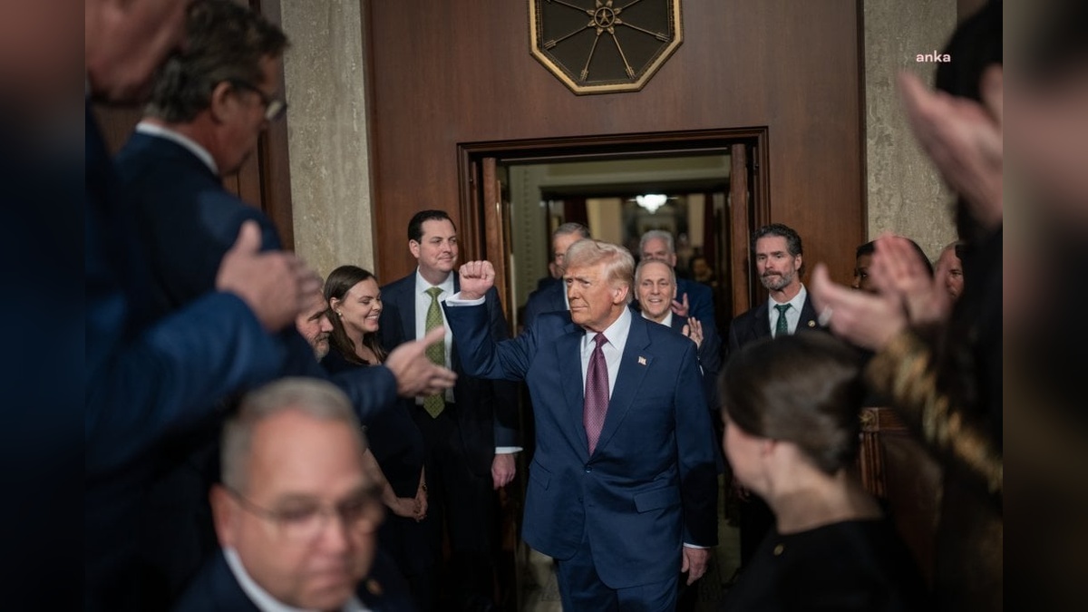 Trump, İstanbul'daki barış görüşmelerine katılım ihtimalini değerlendiriyor: Putin'in talebi üzerine