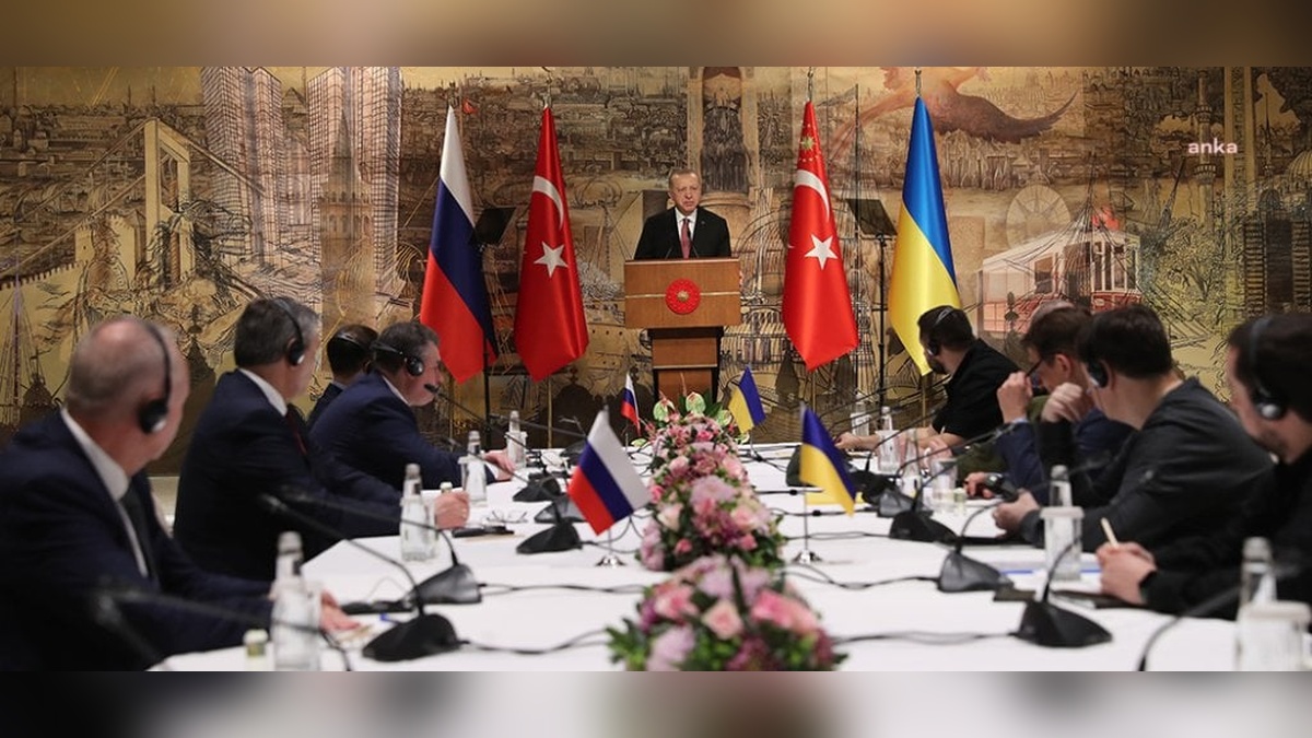 İstanbul'da kritik görüşmeler: Rusya -Ukrayna müzakereleri yeniden başlıyor