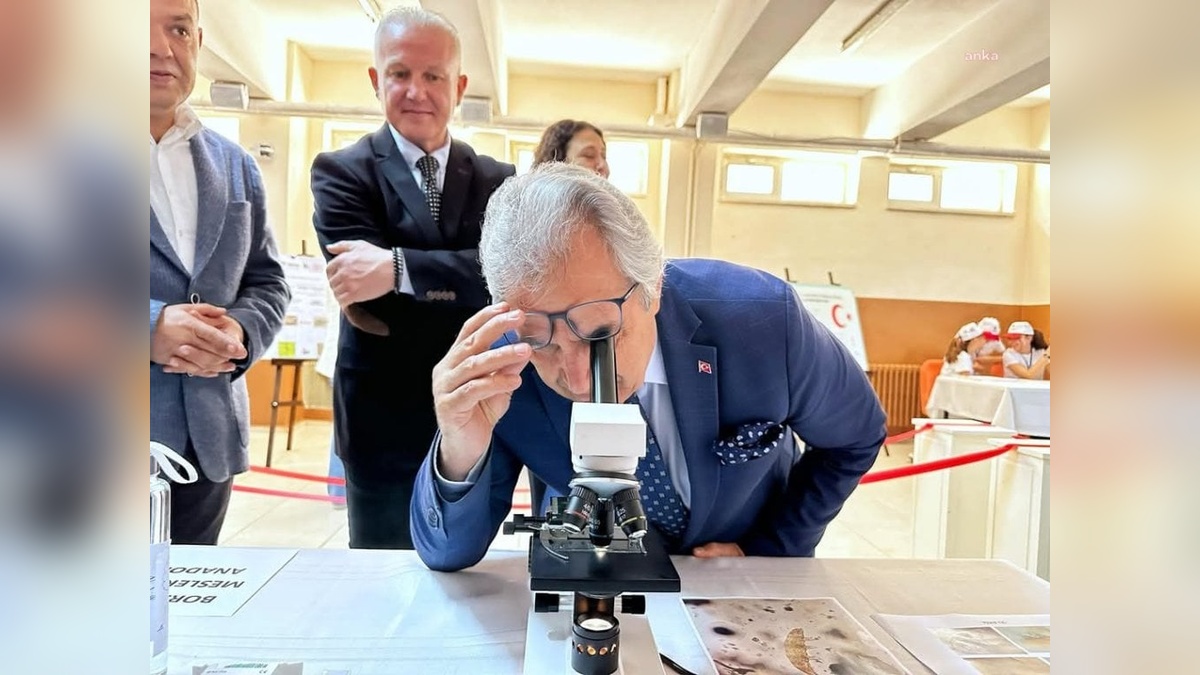 Bandırma Belediye Başkanı Mirza: Öğretmenlerimizi gönülden tebrik ediyorum