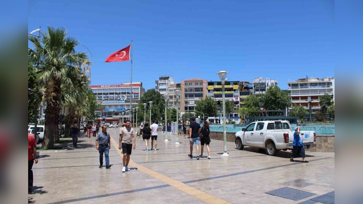 Aydın'da ortalama evlenme yaşı yükseliyor: Erkeklerde 32,8, kadınlarda 29,8