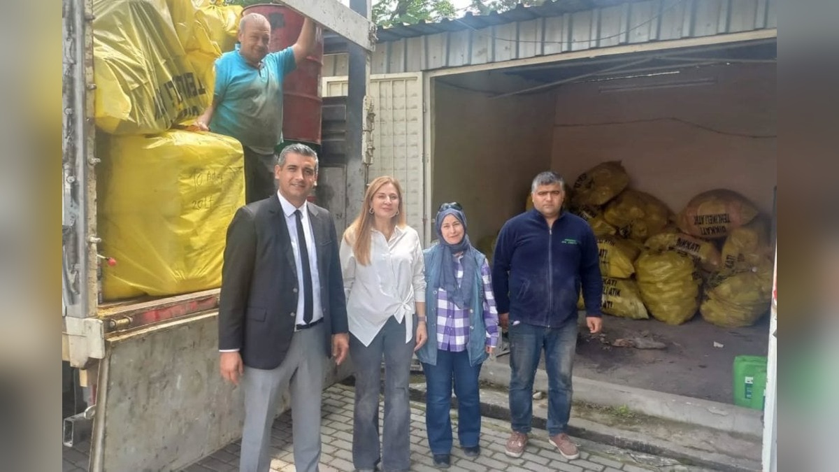 Aydın'da tarımsal atık toplama projesi sürüyor