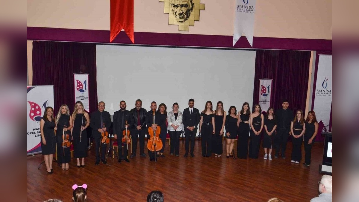 Manisa Güzel Sanatlar Lisesi'nden muhteşem yaylı çalgılar konseri
