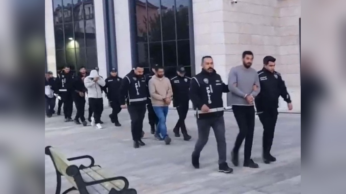 Gökçeada'da nitelikli yağma operasyonu: 9 şüpheli tutuklandı