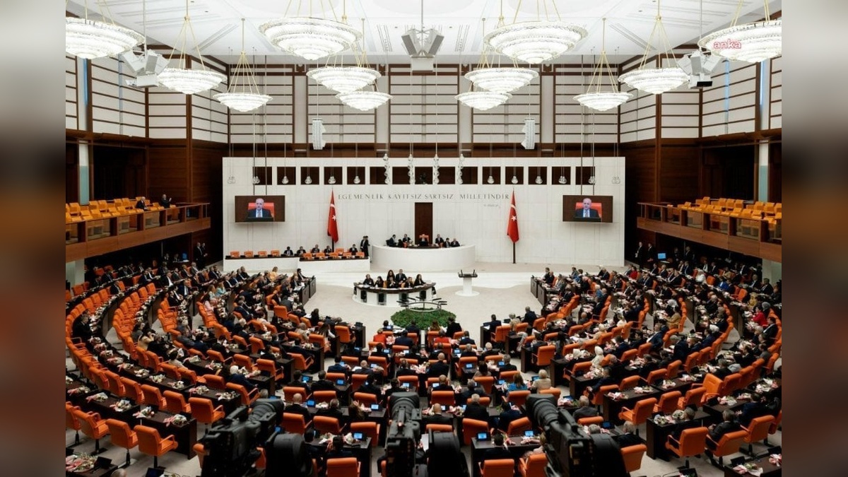 AK Parti'den yeni yasa teklifi: Anayasa Mahkemesi'nin iptal kararları yeniden düzenleniyor