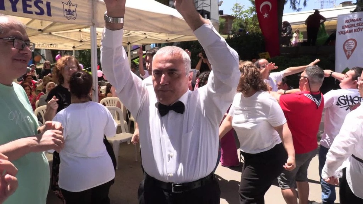 Konak Engelsiz Yaşam Köyü’nde coşkulu kutlama: Engelliler Haftası’na özel etkinlik