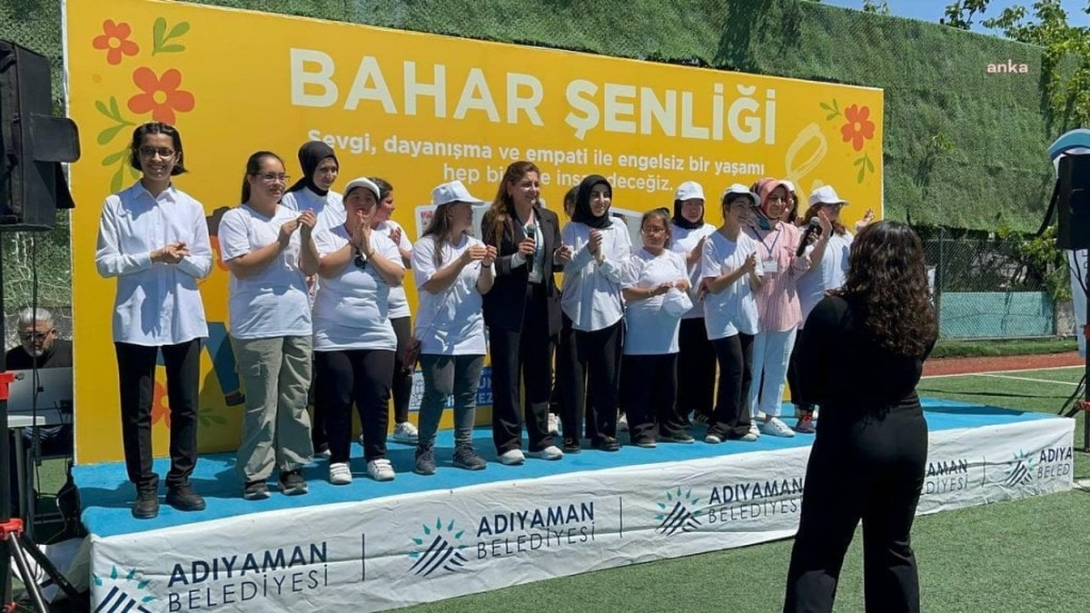 Adıyaman Belediyesi'nden 8. Bahar Şenlikleri: Dezavantajlı çocuklar ve aileleri unutulmadı