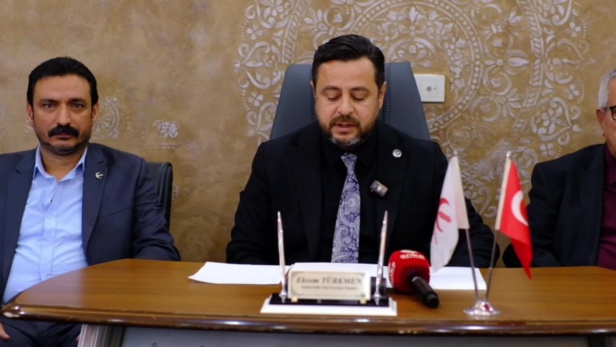 Yeniden Refah Partisi İl Başkanı Türkmen: Maaşlara zam yaparsak enflasyon artar diyorsunuz, peki faize iki trilyon lira verirken artmıyor mu?