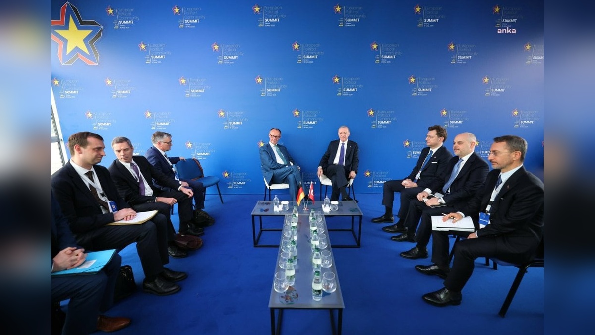 Cumhurbaşkanı Erdoğan, Merz ile görüştü: Türkiye-Almanya ilişkileri ve küresel gelişmeler ele alındı