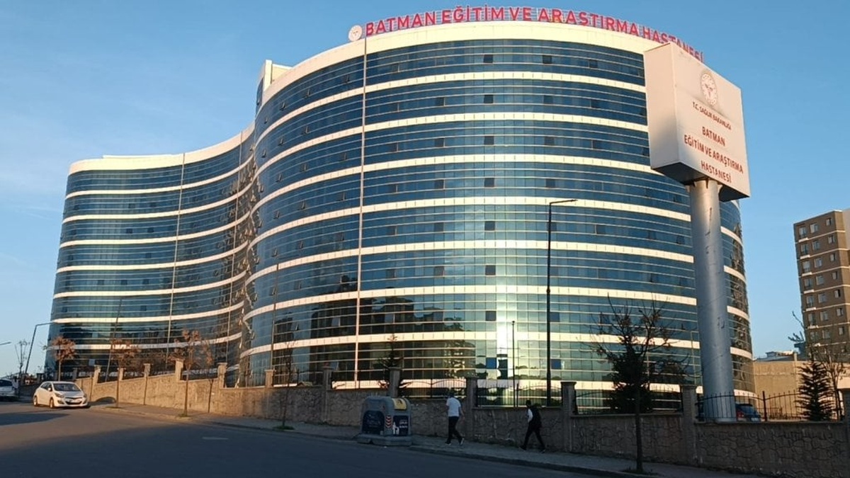 Batman'da okul kantininde zehirlenme: 40 öğrenci hastaneye kaldırıldı