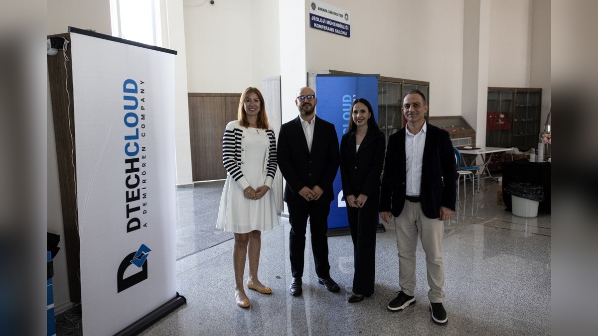 Ankara Üniversitesi'nde workshop: Low-code ve yapay zeka ele alındı